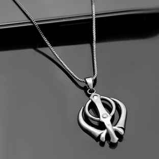 Necklace & Pendants - Buy Necklace & Pendants Online at Best Price