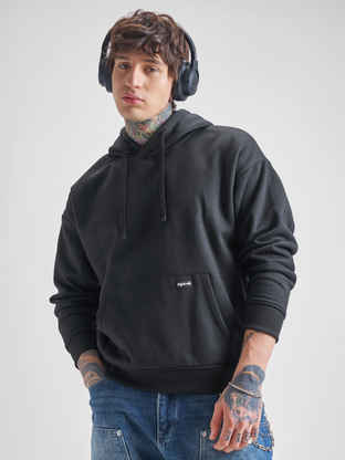 Buy Highlander Men's Sweatshirt | Black - L Online - Price