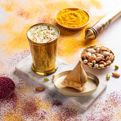 Samosa & Thandai combo
