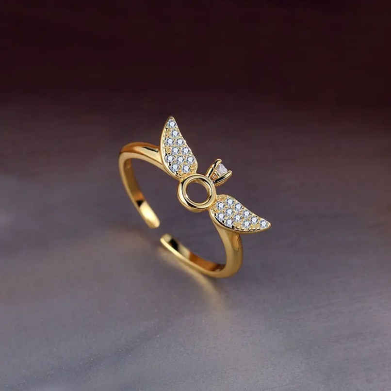 Estailo Fashion Angel Wings Ring | R0001368 | Gold