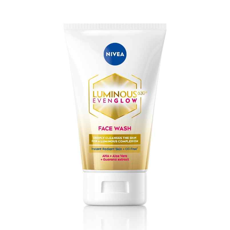 NIVEA Luminous Even Glow Face wash | Oil free formula, AHA, Aloe vera, Guarana Extract | Deep clean NIVEA Luminous Even Glow Face wash | Oil free formula, AHA, Aloe vera, Guarana Extract | Deep clean