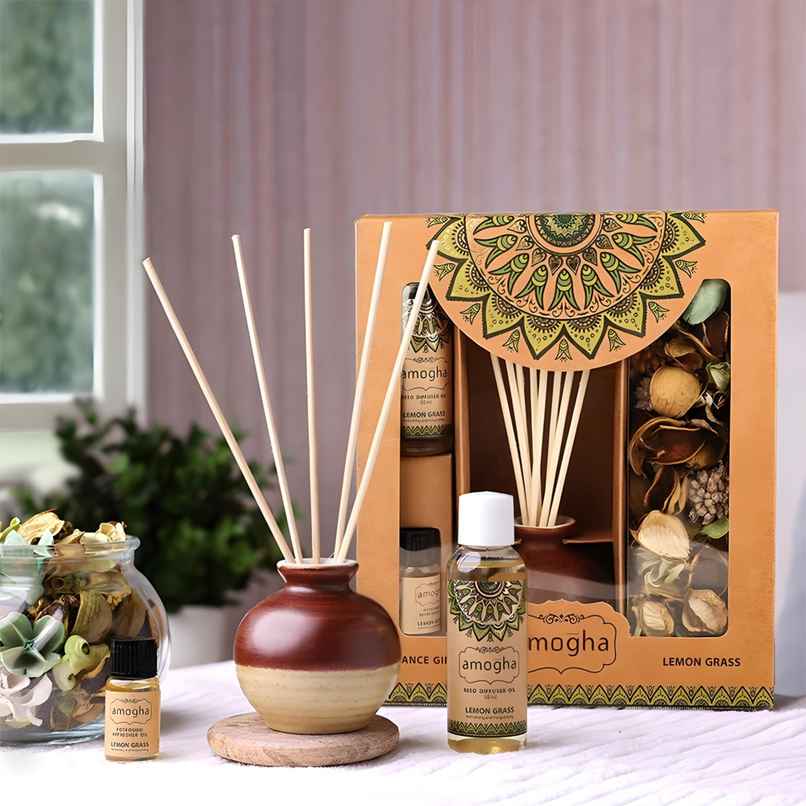 IRIS Amogha Lemongrass Fragrance Reed Diffuser Gift Set IRIS Amogha Lemongrass Fragrance Reed Diffuser Gift Set