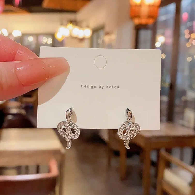 Estailo Fashion Women's Jewellery Earrings Silver One Size| E0002644