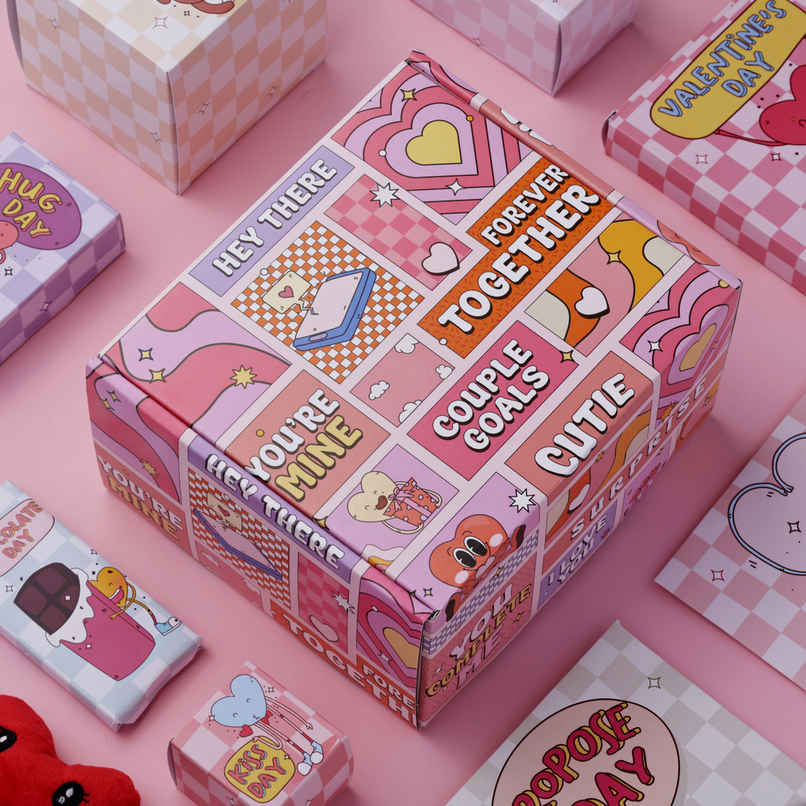 Oye Happy 8 Days of Valentine Hamper Oye Happy 8 Days of Valentine Hamper