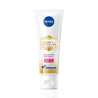 NIVEA Luminous Even Glow Oil Control Day Cream SPF 50,Thiamidol |UV protection & Reduces Dark Spots NIVEA Luminous Even Glow Oil Control Day Cream SPF 50,Thiamidol |UV protection & Reduces Dark Spots