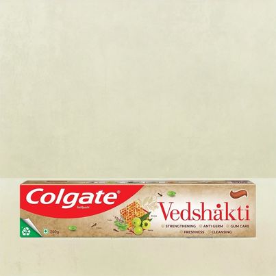 Colgate Vedshakti Anti-Bacterial Toothpaste For Whole Mouth Health With Neem, Clove And Honey