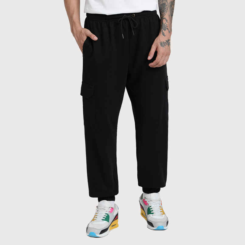 VEIRDO Men's Solid Regular Cargo with Side Pocket | VDMBW0300002 | Black - S