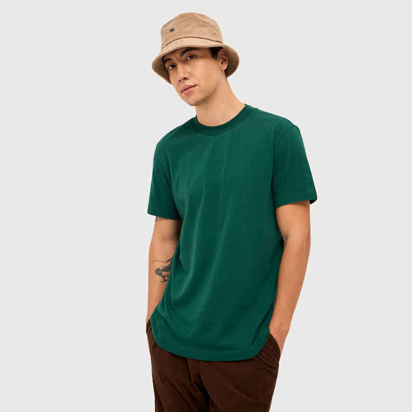The Bear House Men Relax Fit Solid T-shirt - Grelaro | Bottle Green | M