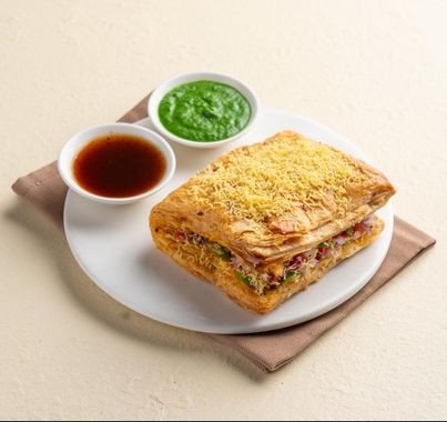 Chatpata Open Chicken Puff