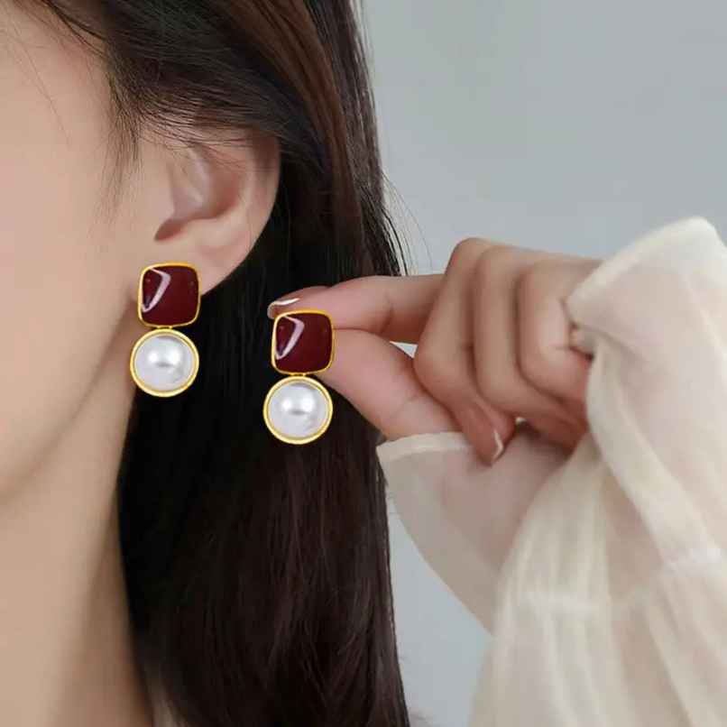 Estailo Fashion Women's Jewellery Red Earrings One Size | E0002008