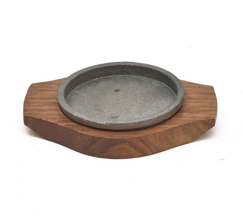 Sanjeev Kapoor by Oggn Wooden Base Cast Iron Sizzler Plate 9x7x1.5 Sanjeev Kapoor by Oggn Wooden Base Cast Iron Sizzler Plate 9x7x1.5