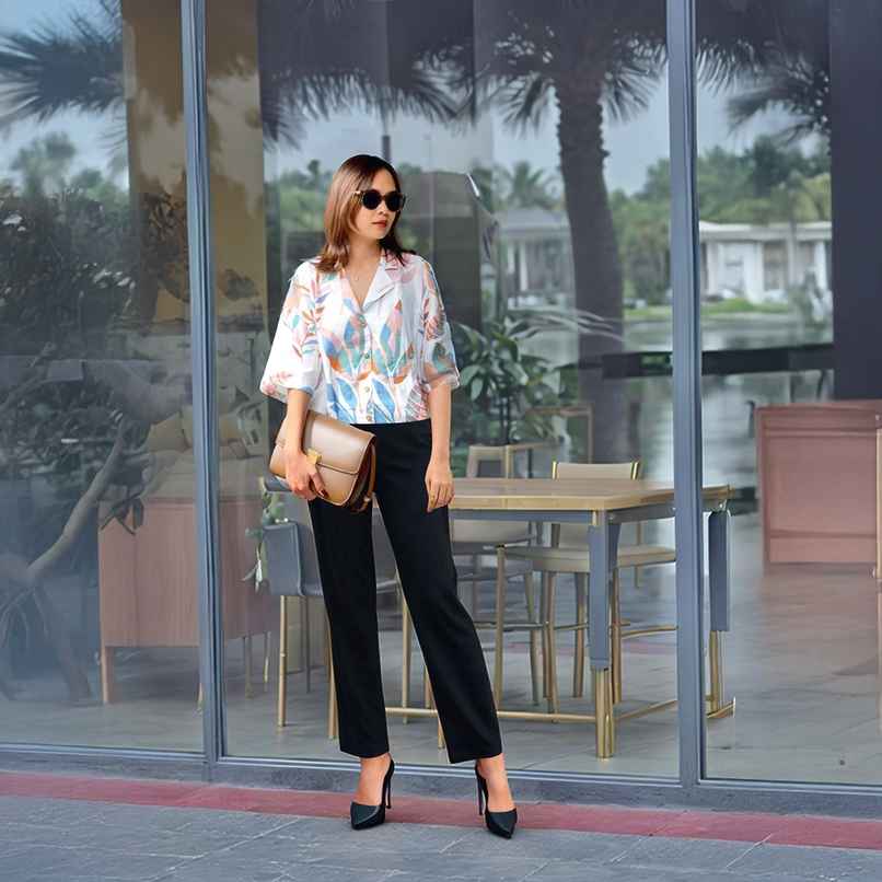 GoSriKi Women's Floral Printed Rayon Regular Fit Top | DIGOD | White - L