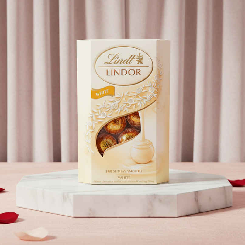 Lindt Smooth Melting Chocolate Cornet White
