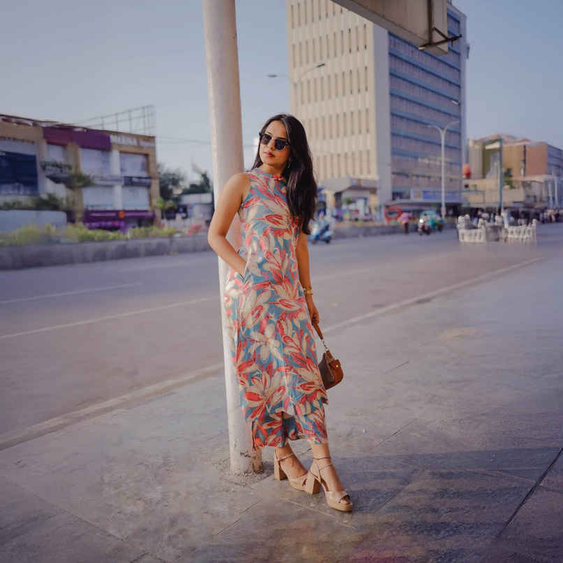 GoSriKi Women's Rayon Blend Straight Printed Kurta with Pant | Blue - M