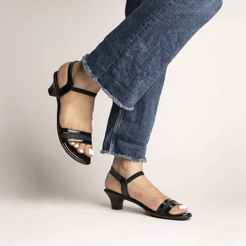 Shoetopia Women s Black Kitten Heels | UK5