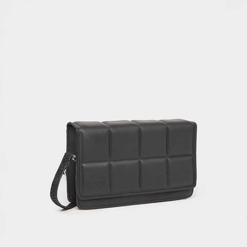 Styli Women's Plain Quilted Shoulder Bag | Black