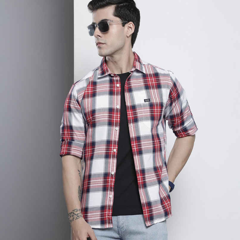 The Indian Garage Co Men's Regular Fit Checkered Casual Shirt | Red - L