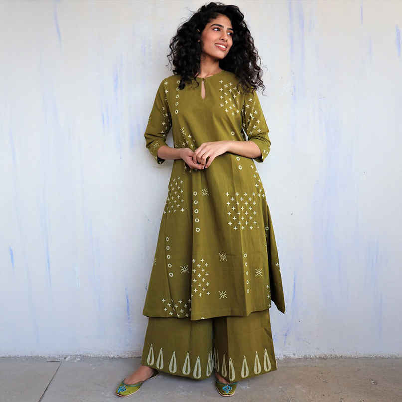 GoSriKi Women's Viscose Rayon Straight Printed Kurta with Palazzo | CHAURYA | Mehandi - M GoSriKi Women's Viscose Rayon Straight Printed Kurta with Palazzo | CHAURYA | Mehandi - M