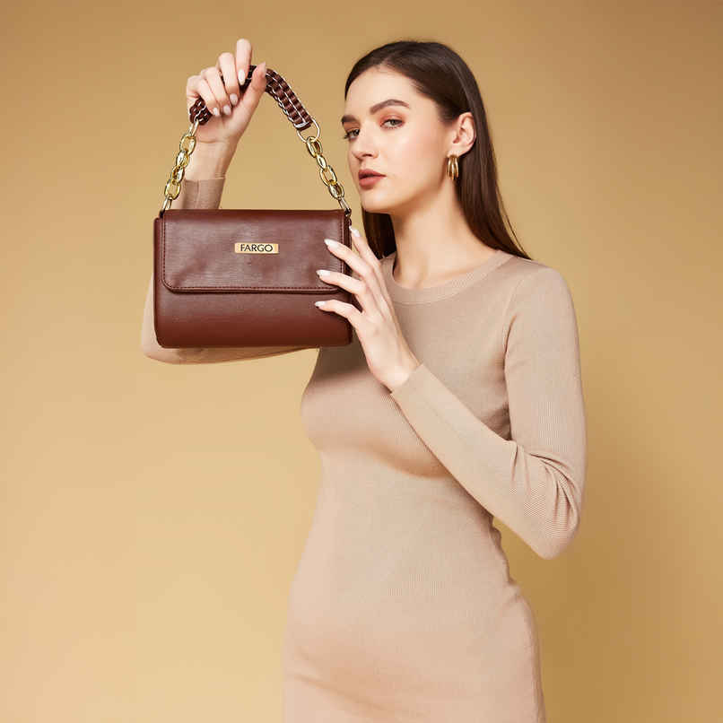 Leather Stylish Women's Sling Bag Leather Stylish Women's Sling Bag