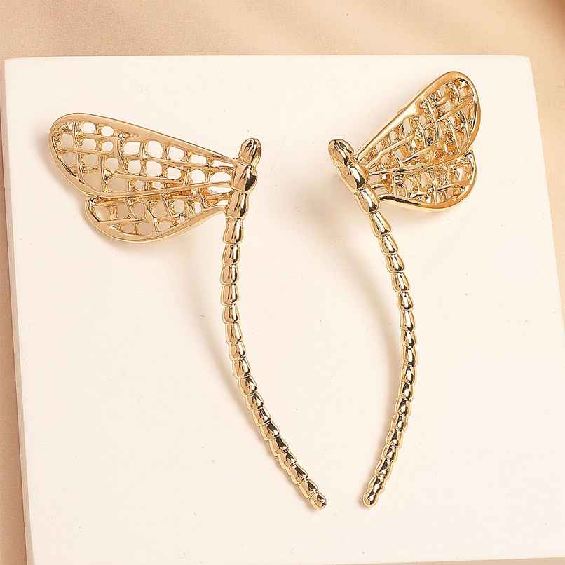 Karatcart Women's Stud Earrings Gold One Size | 33038799