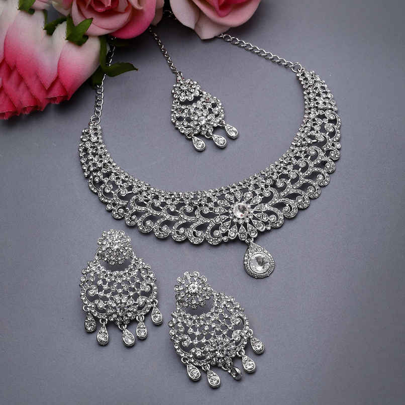 Sukkhi Desirable Rhodium Plated Silver Stone Studded Floral Choker Necklace Set