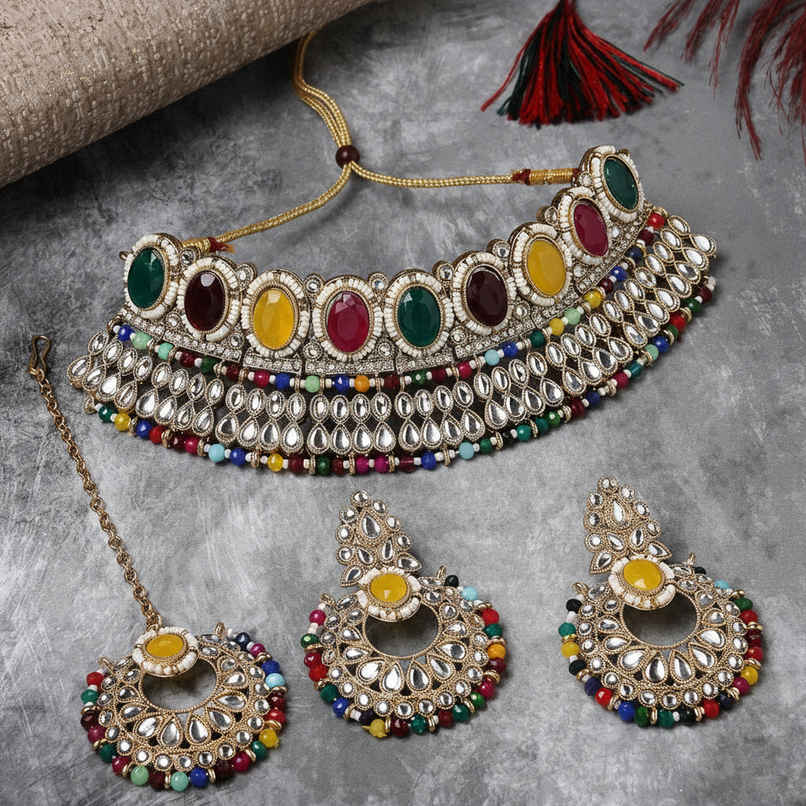 Sukkhi Trendstting Gold Plated Multi Kundan & Beads Studded Choker Necklace Set