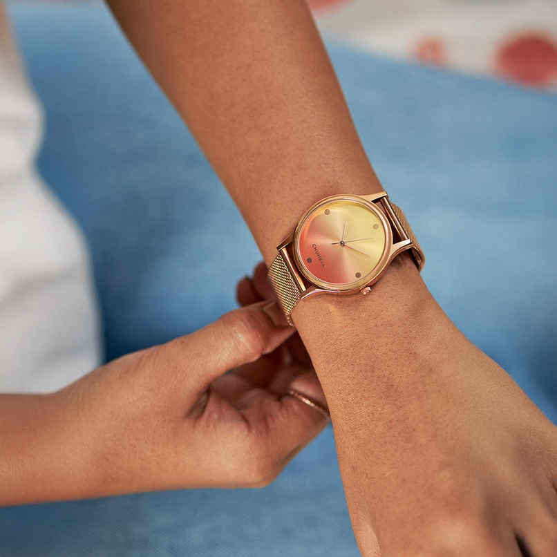 Chumbak Women's Metal Round Analog Watch | Teal