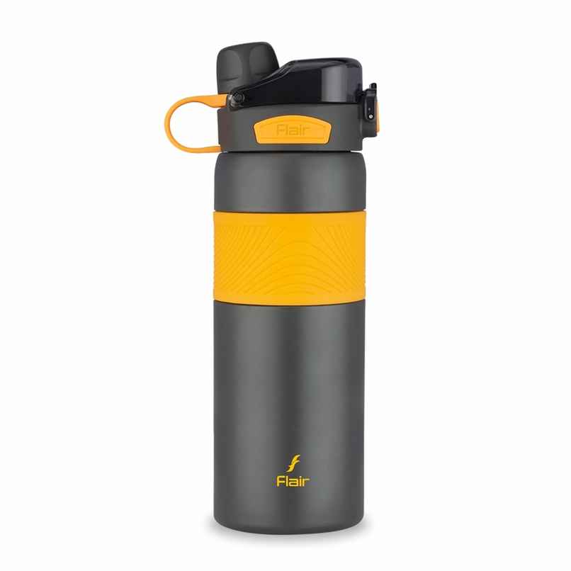 Flair Onyx Vacuum Insulated Stainless Steel Water Bottle 800 ml | Black Flair Onyx Vacuum Insulated Stainless Steel Water Bottle 800 ml | Black
