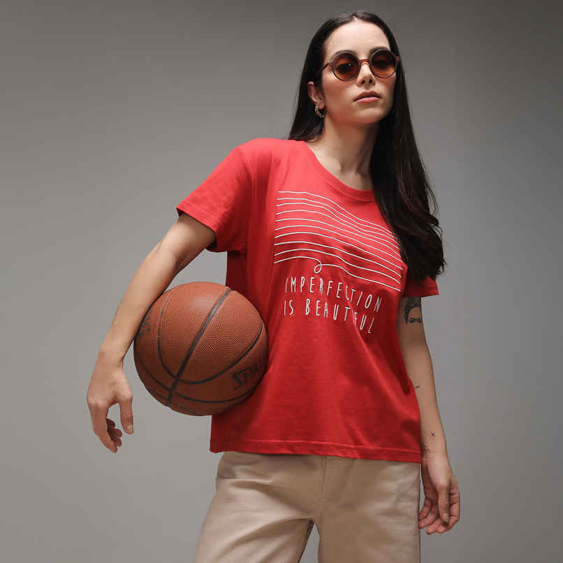 Dillinger Women's Short Sleeve Boxy Regular Embroidery T-shirt | Red - L