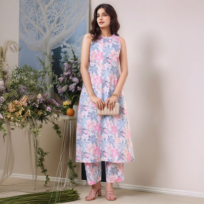 GoSriKi Women's Viscose Rayon Straight Printed Kurta with Pant | SBL | Grey - S GoSriKi Women's Viscose Rayon Straight Printed Kurta with Pant | SBL | Grey - S