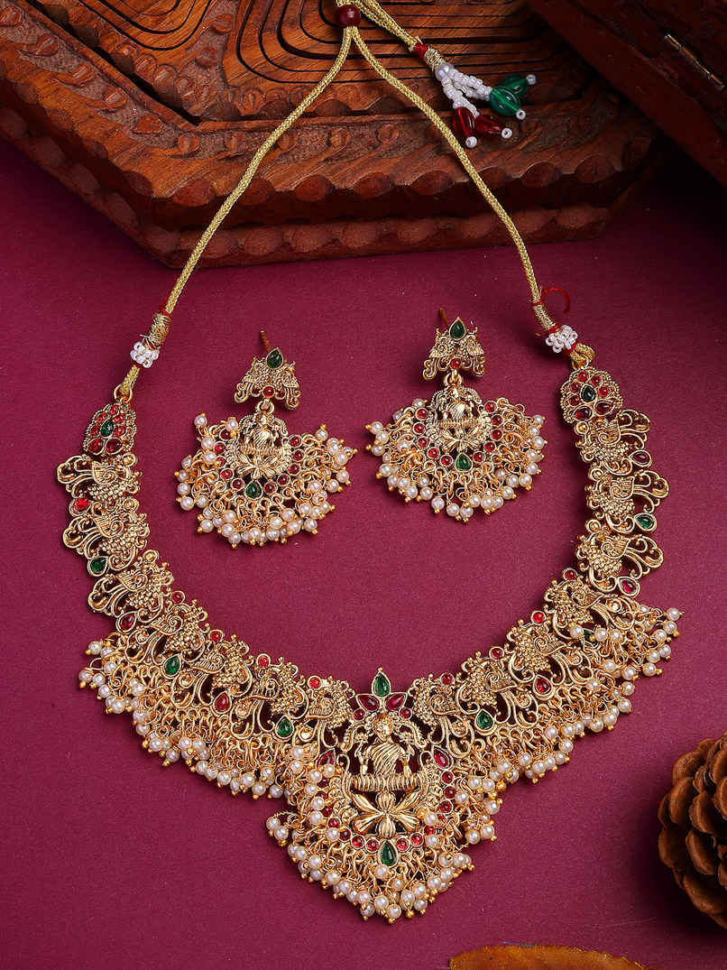 Sukkhi Stylish Peacock Gold Plated with Choker Necklace & Dangle Earring Jewellery Set | NS107351