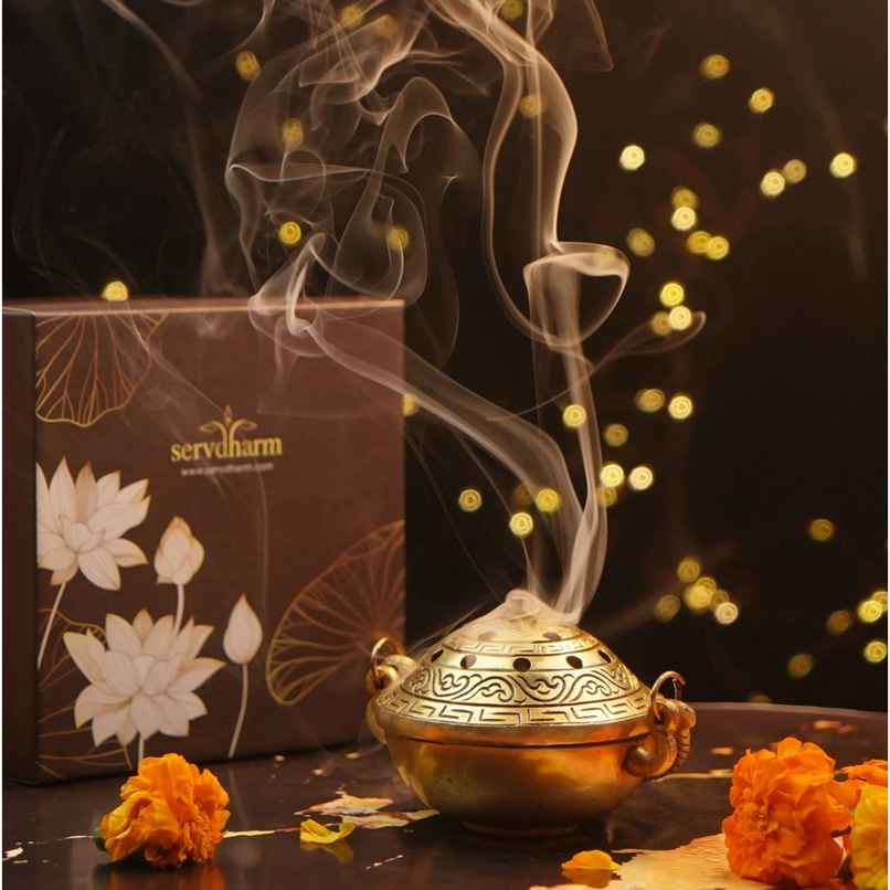 Brass Dhoop Dani incense Burner for Pooja With Handle | Gold | Diya-Pooja | Servdharm Brass Dhoop Dani incense Burner for Pooja With Handle | Gold | Diya-Pooja | Servdharm