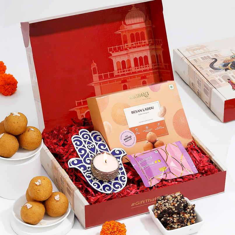 Besan Ladoo Diwali Hamper With Tealight Candle | Gift Hamper | IGP