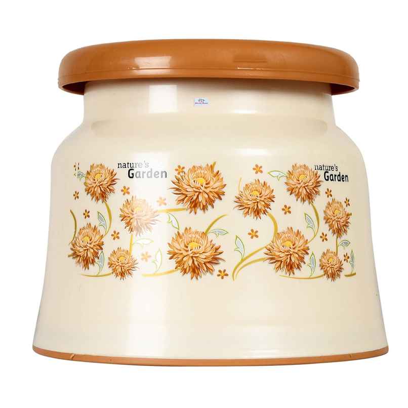 Kuber Industries Plastic Anti-Slip Solid Surface Bathroom Stool | Cream