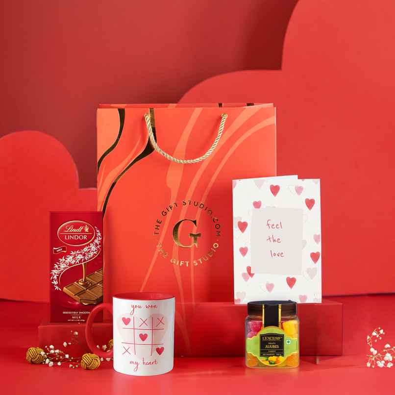 Classic Valentine Love Hamper | The Gift Studio