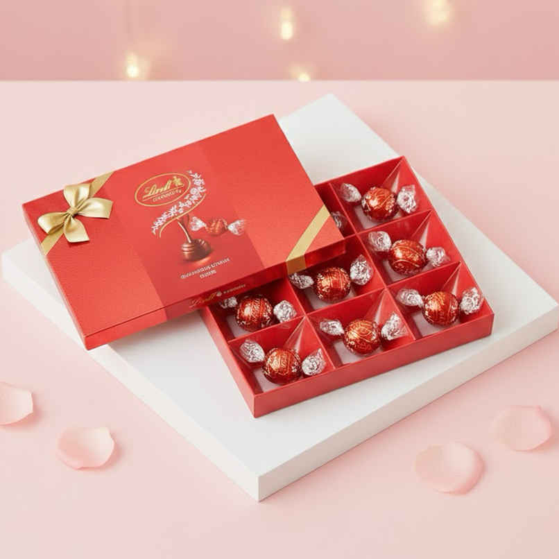 Lindt Lindor Milk | Smooth & Creamy Chocolate