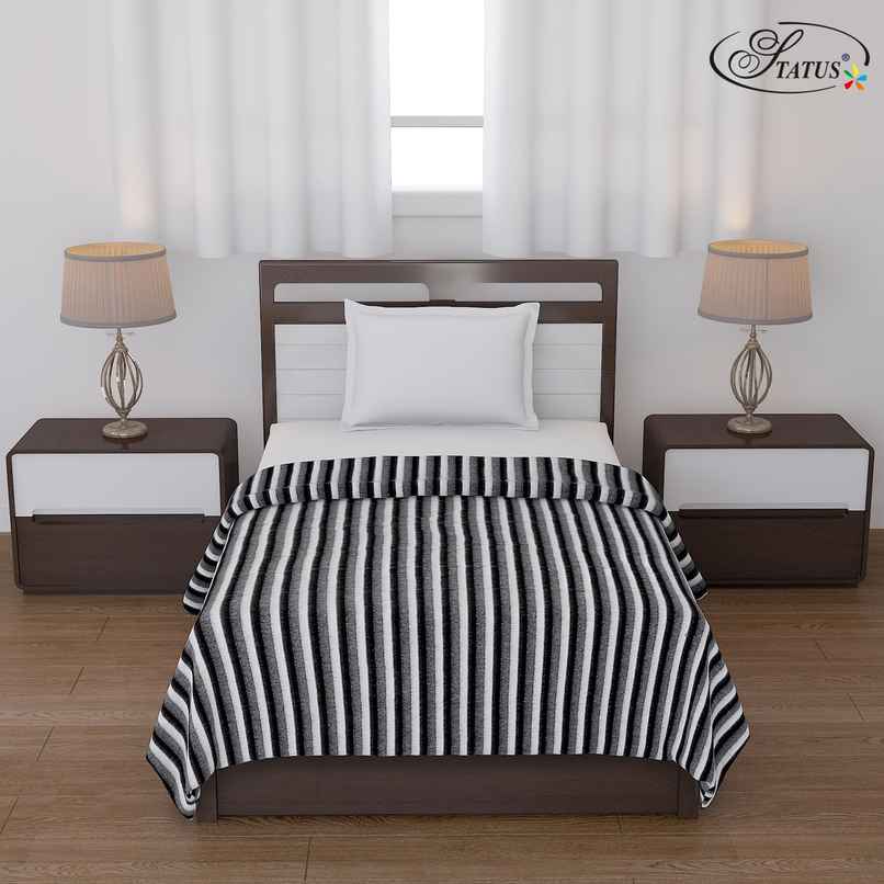 Status Polar Fleece Blanket (125 x 210 Cm) - Black