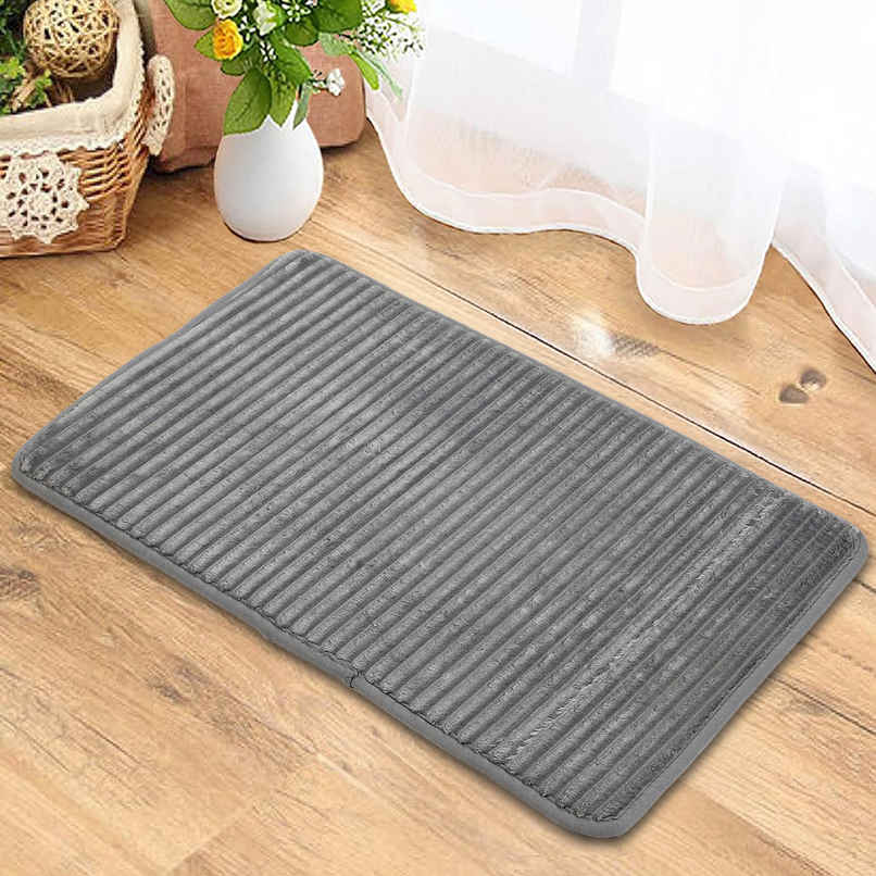 Status Ribbed Foam Mat 40 Cm x 60 Cm - Grey Status Ribbed Foam Mat 40 Cm x 60 Cm - Grey