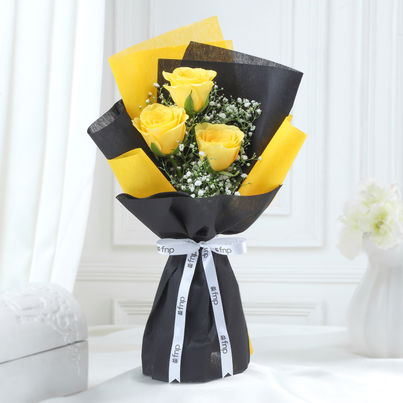 FNP Friendship Day Three Roses Bouquet