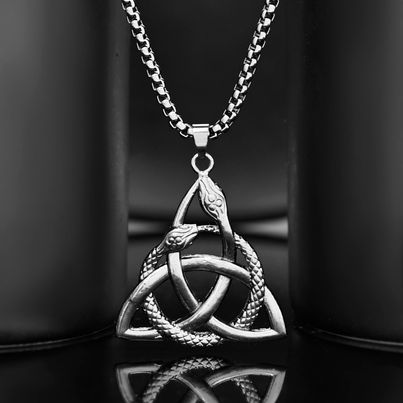 Voylla Eclipse Serpentine Black Men s Pendant