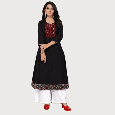 Rangita Women s Black Cotton Embroidered Calf Length Flared Kurta | L Rangita Women s Black Cotton Embroidered Calf Length Flared Kurta | L