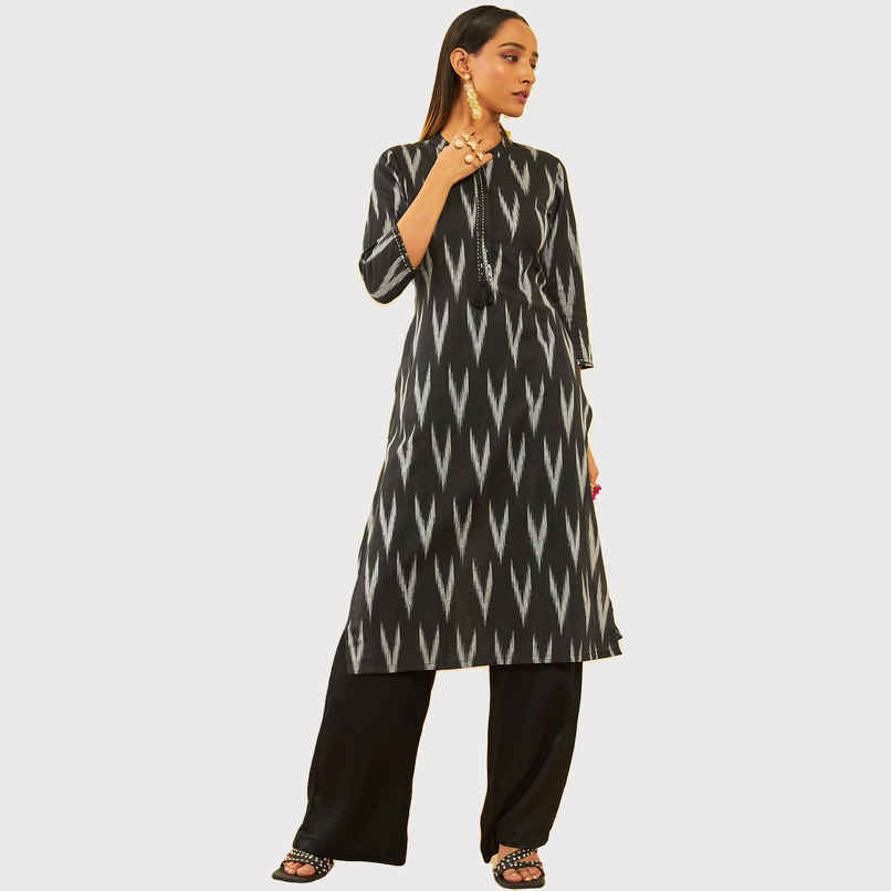Soch Women's Black Cotton Ikat Print Kurta With Sequins L Soch Women's Black Cotton Ikat Print Kurta With Sequins L
