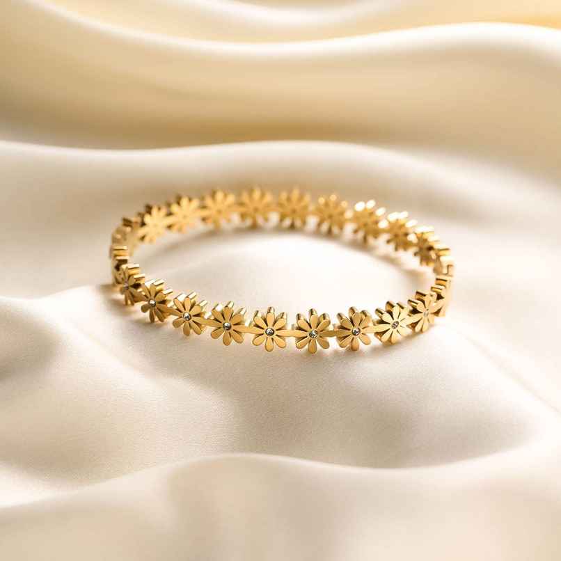 Beautynx Golden Daisy Bloom Bracelet | BNX-BR-0002 - Gold