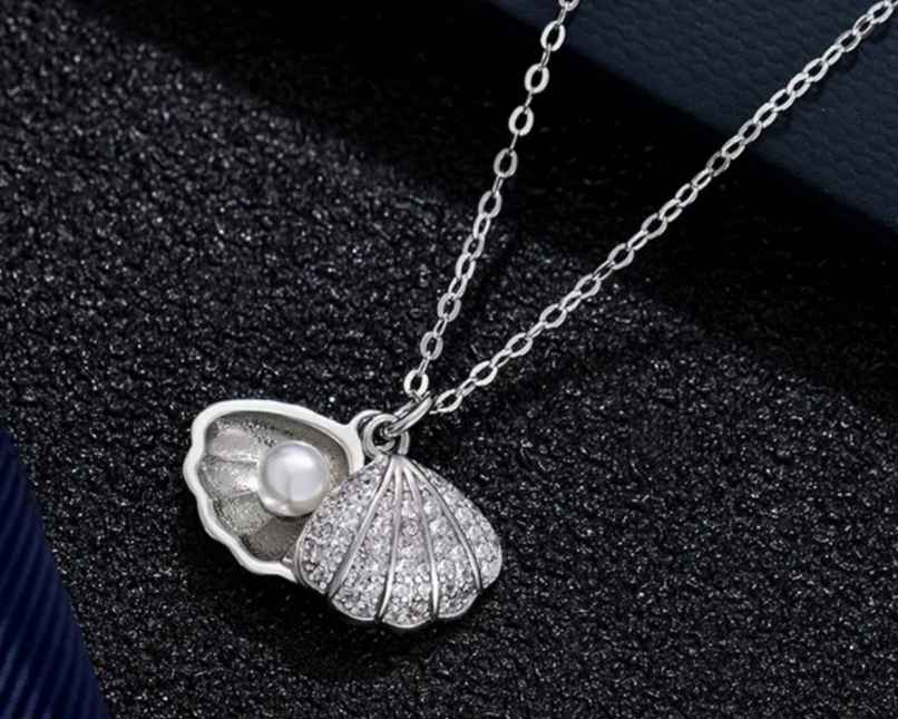Estailo Fashion Women's Jewellery Necklace & Pendants Silver One Size | N0000396