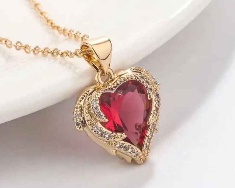 Estailo Fashion Women's Jewellery Necklace & Pendants Red Gold One Size | N0000295