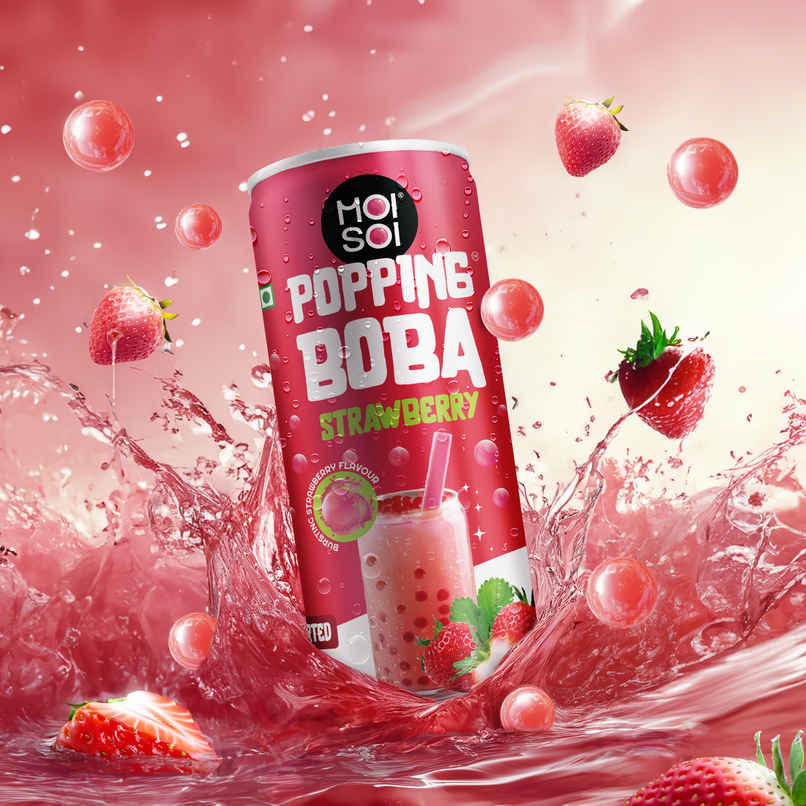 Moi Soi Popping Boba With Strawberry Fruit Drink