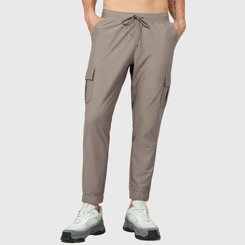 Men's Polyester Slim Fit Solid Sports Jogger