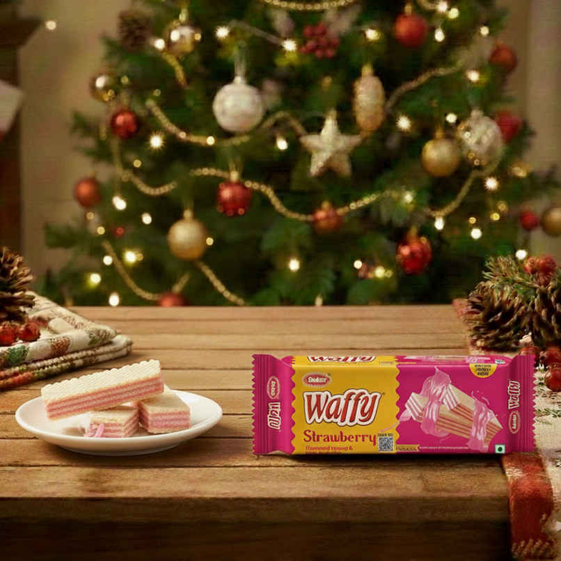 Dukes Waffy Strawberry Wafers | Crispy & Sweet