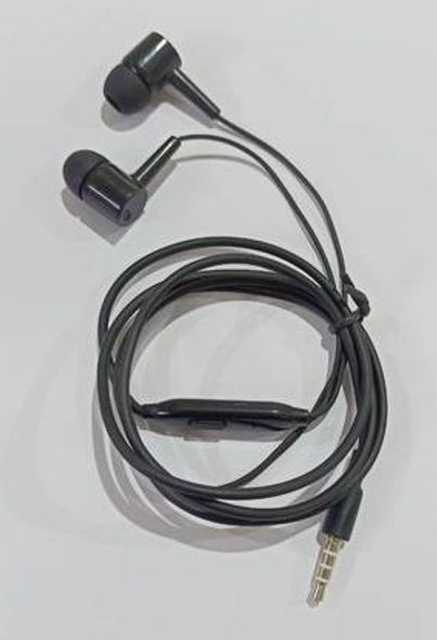 basics IND Wired earphone With Mic | Black