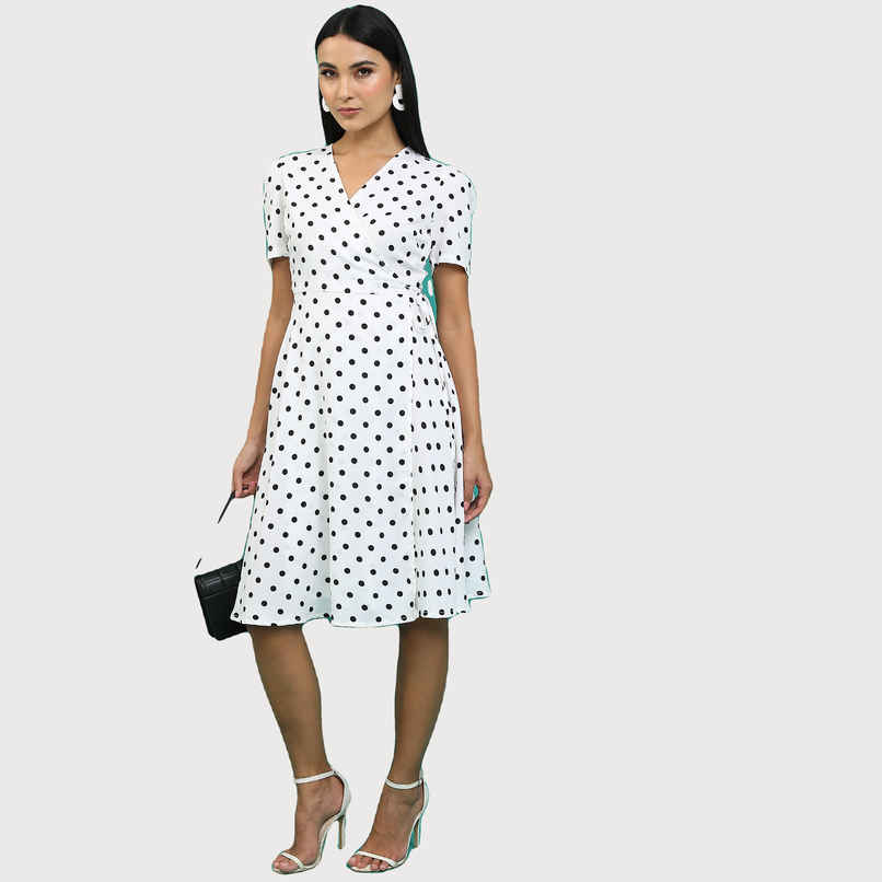 Ketch Women White Printed Fit And Flare Dresses | White-Black | M Ketch Women White Printed Fit And Flare Dresses | White-Black | M
